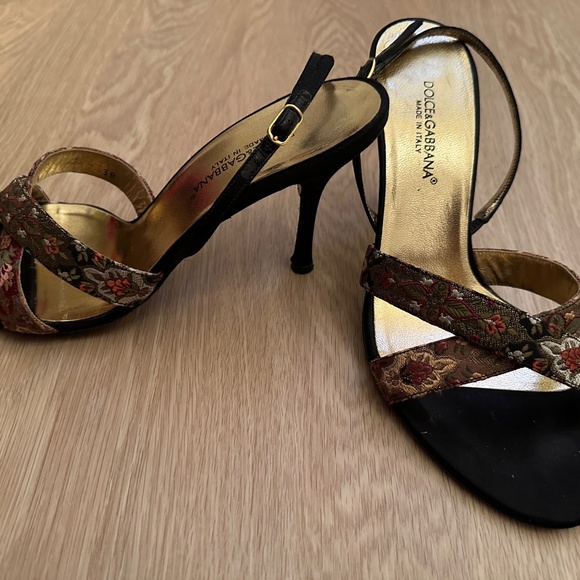 Dolce & Gabbana Vintage Floral Brocade Strappy Heels- Black Satin, Made in Italy - Picture 5 of 7
